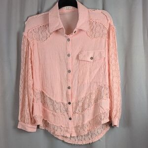 POL Pink‎ Lace Button-Down Blouse Small